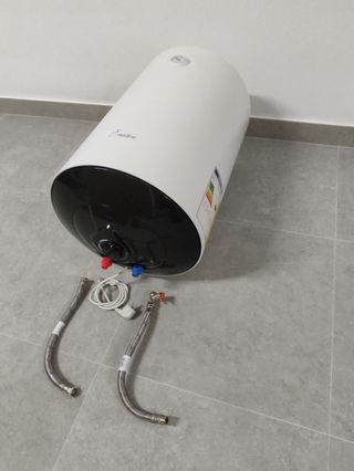 Termo eléctrico 80L 1,5kW - Emelson, 4 meses uso.