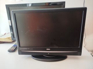 Televisor 22  Televisor 16