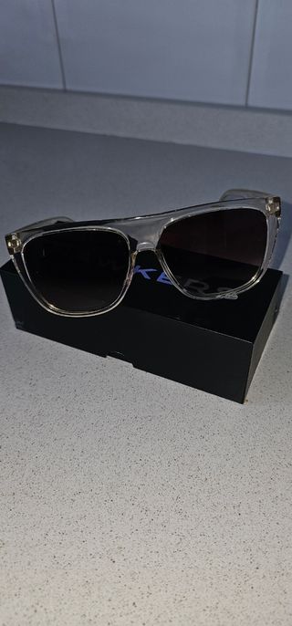 Gafas de sol transparentes