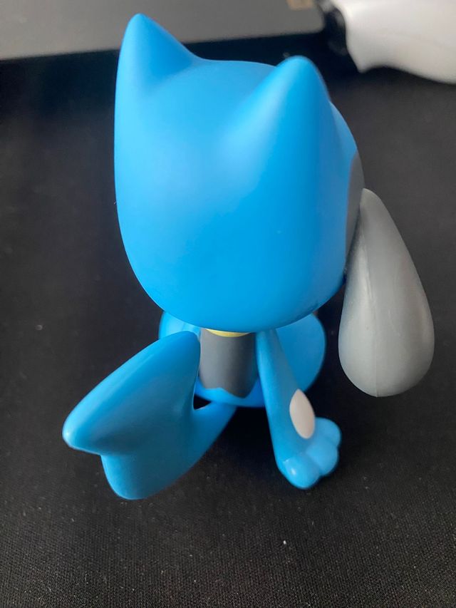 Figura Pokémon Select - Riolu