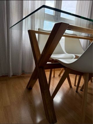 Mesa cristal JYSK - Comedor