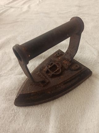 Plancha antigua hierro fundido