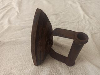 Plancha antigua hierro fundido