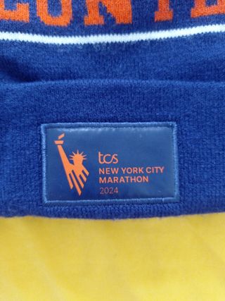 Exclusivo gorro de voluntario de la Maratón de NYC