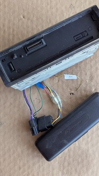 Autoradio Pioneer DEH-1700UB