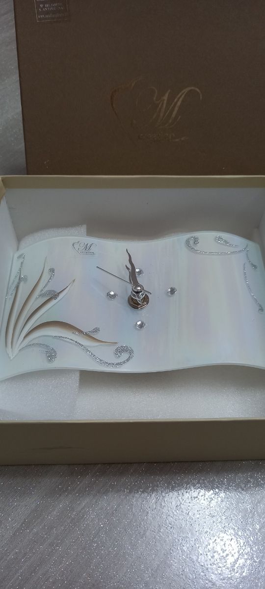 Orologio da tavolo in vetro