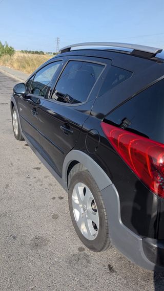 Peugeot 207 sw 2008