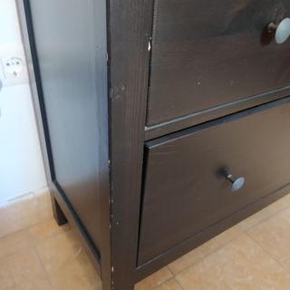 Vitrina Hemnes negra - Mueble expositor Ikea