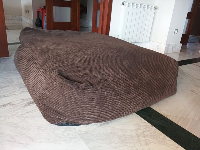 Puff marrón - Cojín de suelo