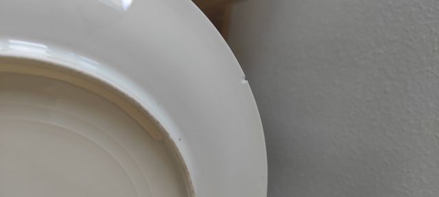 Piatto in porcellana di Limoges con fiori e oro