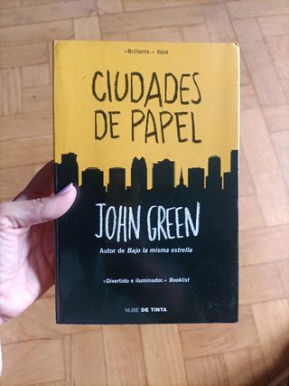 Ciudades de papel (Nube de Tinta) (Spanish Edit...