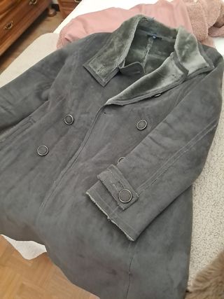 Abrigo piel vuelta verde oliva talla L