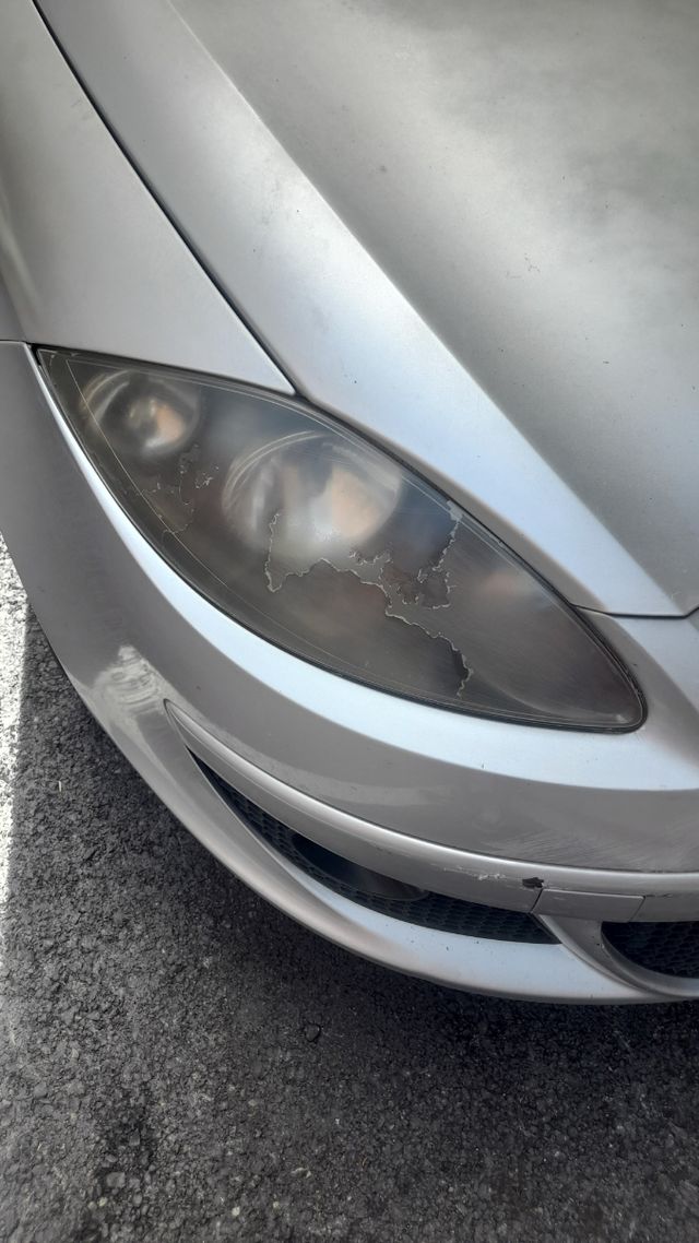 Faro delantero coche Seat alte xl 2007