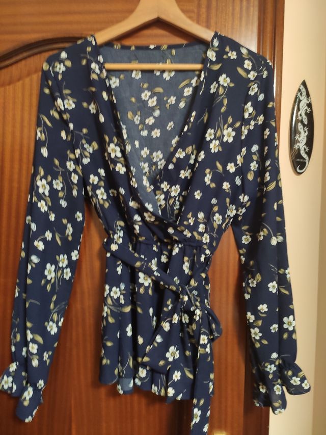 LOTE de 2 blusas Shein con regalo de sudadera!!!!