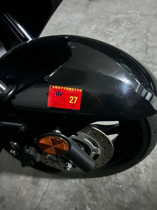 Suzuki Burgman 200 - Scooter