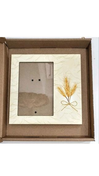 Cornice Sacramental Beige in MDF 18x18cm