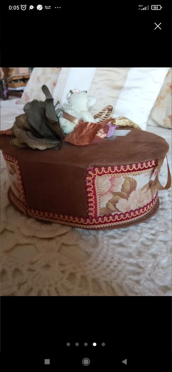 Scatola vintage in velluto marrone e rosa