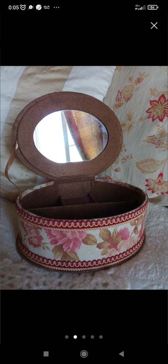 Scatola vintage in velluto marrone e rosa