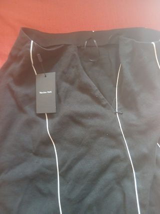 Falda Massimo Dutti negra - NUEVA