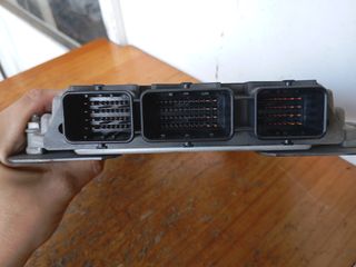 Centralita Motor Citroën C4 9661773380