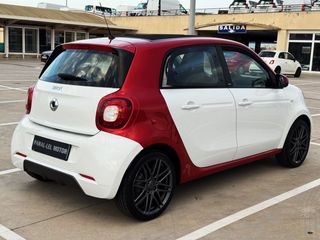 Smart Forfour 0.9  90CV SS PASSION AUTOMÁTICO con ACABADO BRABUS Y CAPOTA DE LONA! 