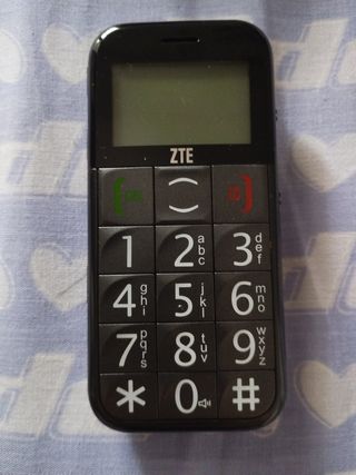 Móvil ZTE negro