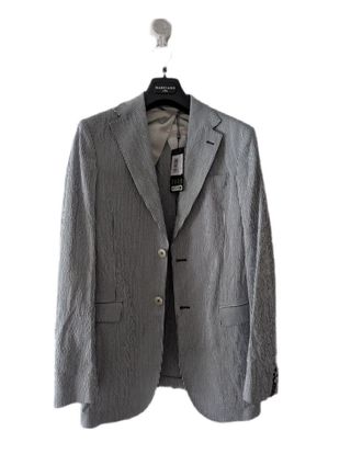 Guess. Traje hombre T. 46