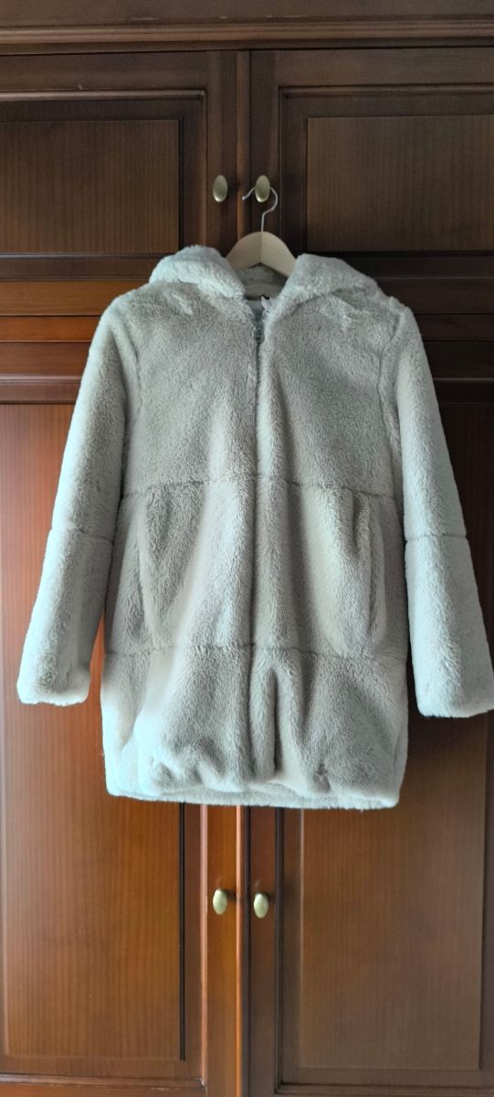 Abrigo niña pelo sintético beige