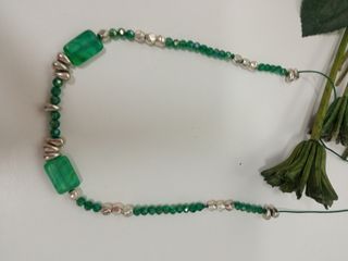 Collar verde esmeralda 