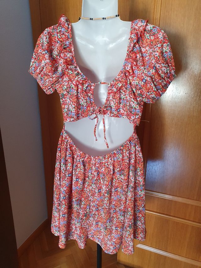 Vestido floral rojo verano