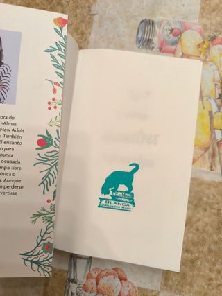 Lote de dos libros de María Martínez