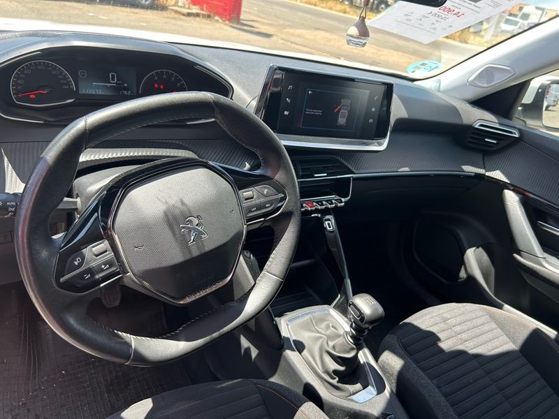 Peugeot 2008 2021, foto 9