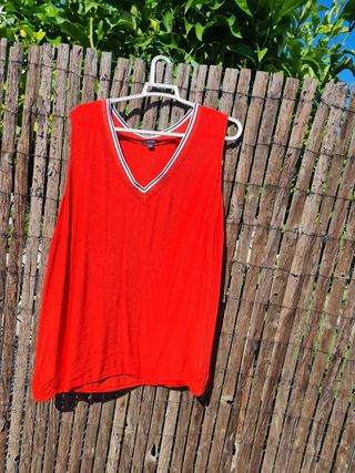 Blusa roja Kiabi - sin mangas