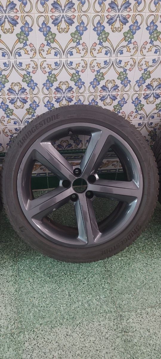 Llantas Audi A5 S-line Originales 18" - Gris Oscur
