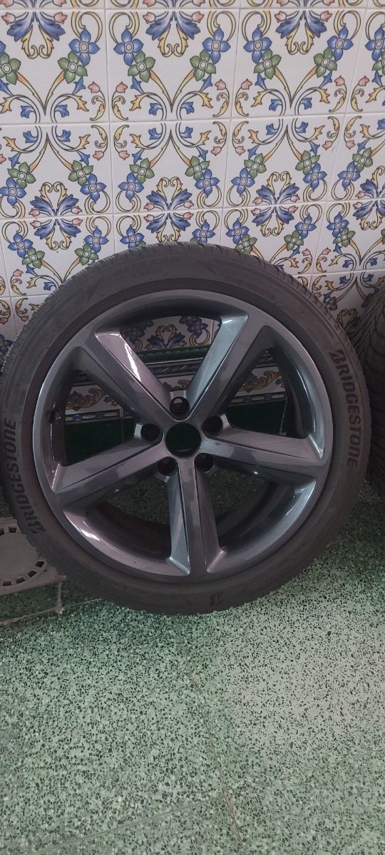 Llantas Audi A5 S-line Originales 18" - Gris Oscur