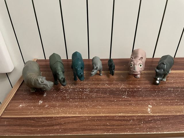 Animali plastica: zebre & leoni