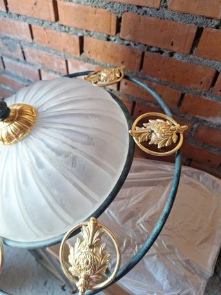 Lampara bronce 3 bombillas