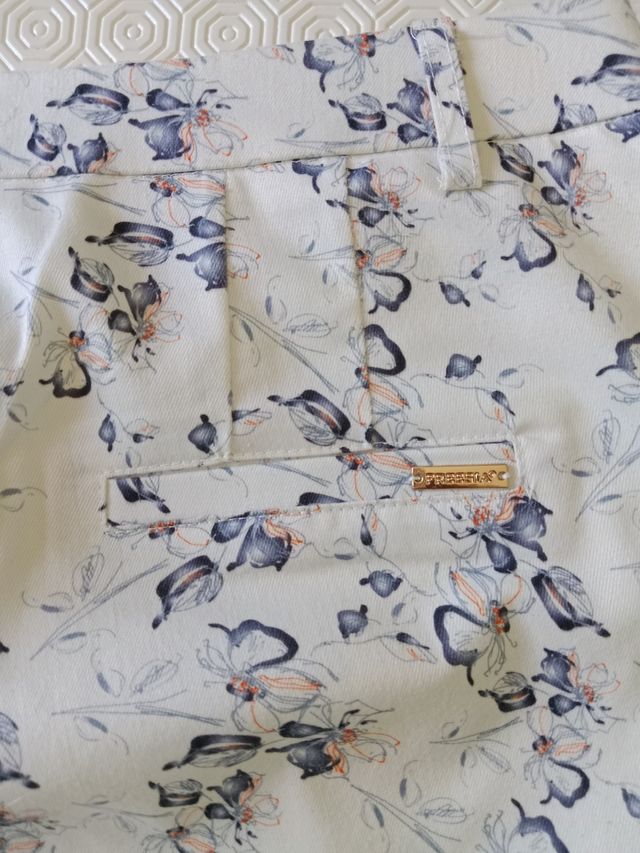 Pantalones largos estampados