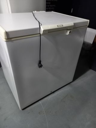 2 neveras: Brandt & Tecnozenith
