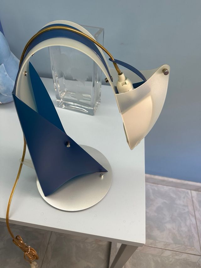 Lampada da tavolo Massimiliano Dutti blu