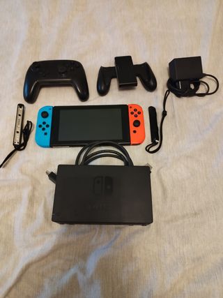 Nintendo Switch Azul & Naranja + accesorios