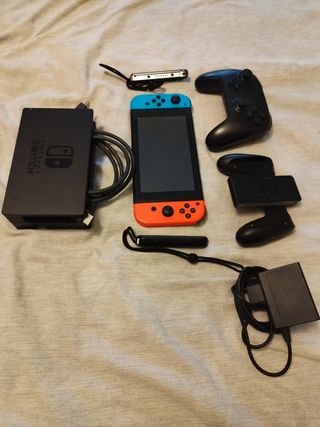 Nintendo Switch Azul & Naranja + accesorios