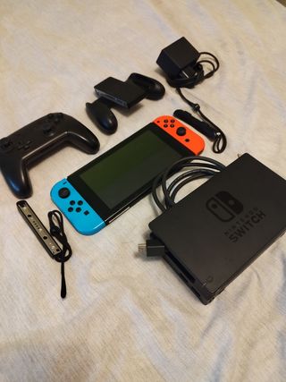 Nintendo Switch Azul & Naranja + accesorios