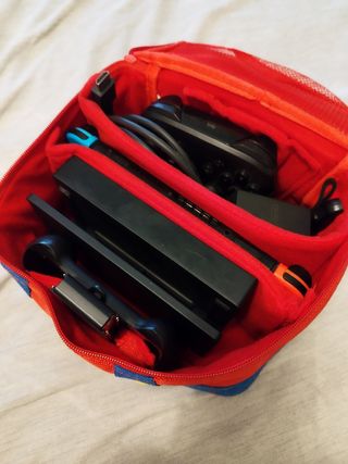 Nintendo Switch Azul & Naranja + accesorios