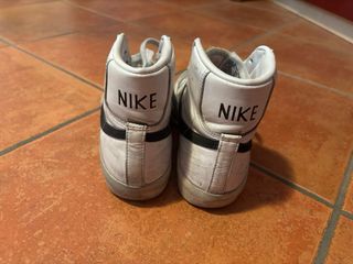 Nike Blazer Mid '77 - Bianche