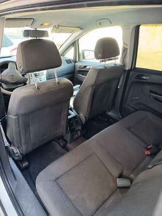 Opel Zafira 2010 1.7 turbo