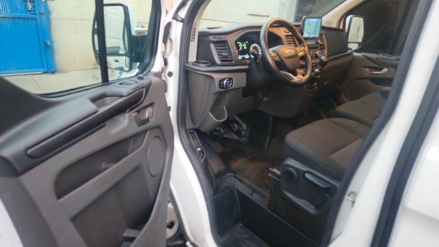 Ford Tourneo Custom 2021