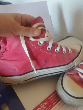 Converse rojas altas + camiseta