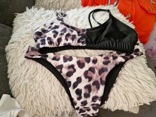 Bikini leopardo-negro