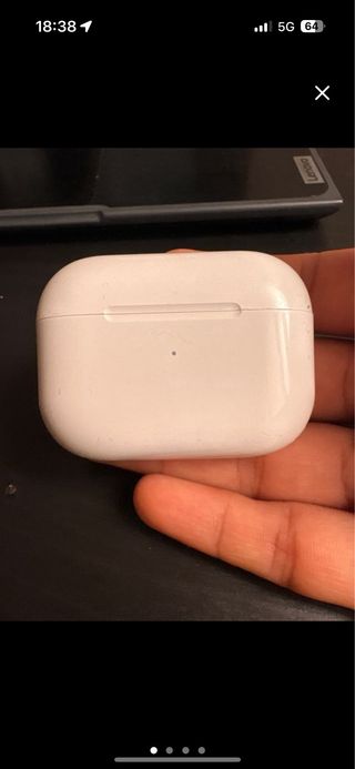 Estuche blanco Airpods Apple